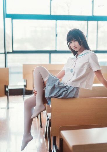 年轻寡妇